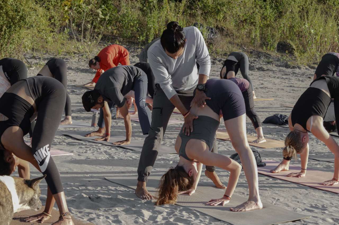 200 Hour Yoga Teacgher Training Corse Rishikesh